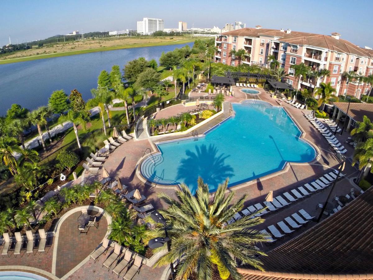 3br 2bath Balcony 5min Conv Center 1388ft Holiday home